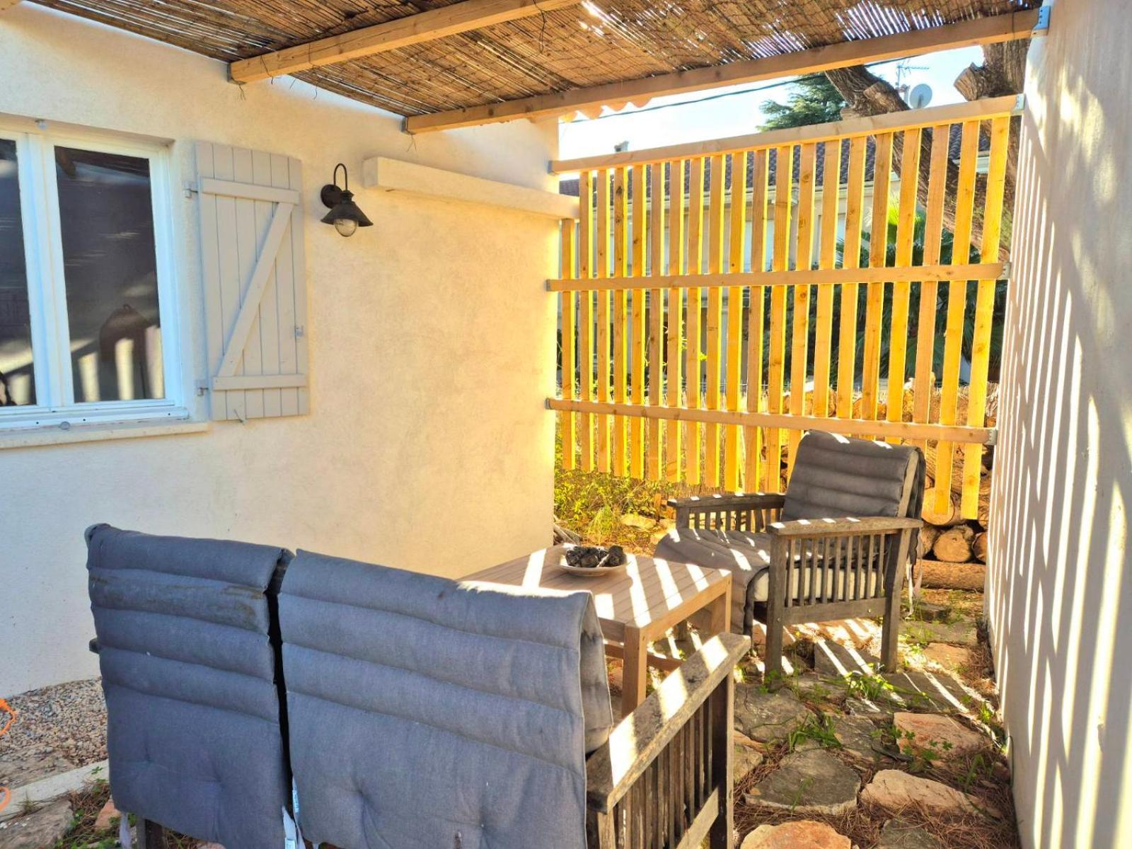 Ferienhaus - Petit Juas, Charmante Au Calme, Confort
